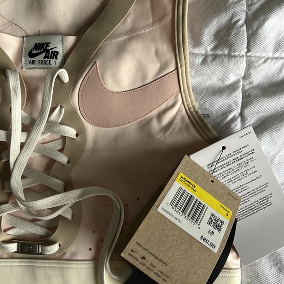 NWT Nike Swoosh Air One Sports Bra - Picture 3 of 4